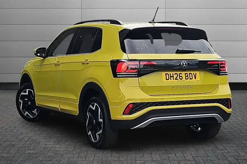 New VW T-Cross R-line 113 HP (83 kW) 2026 Rubber ducky yellow SUV