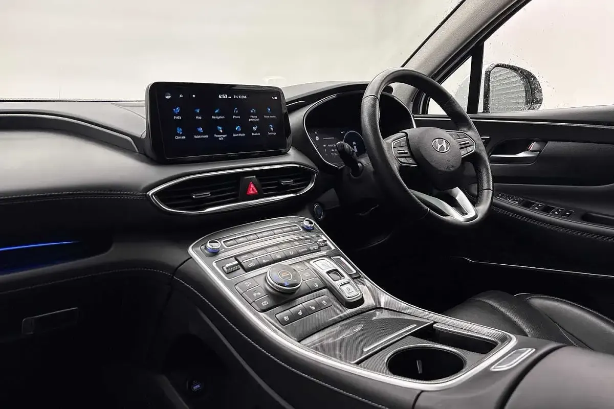 Used Hyundai Santa Fe Ultimate 2022 White SUV