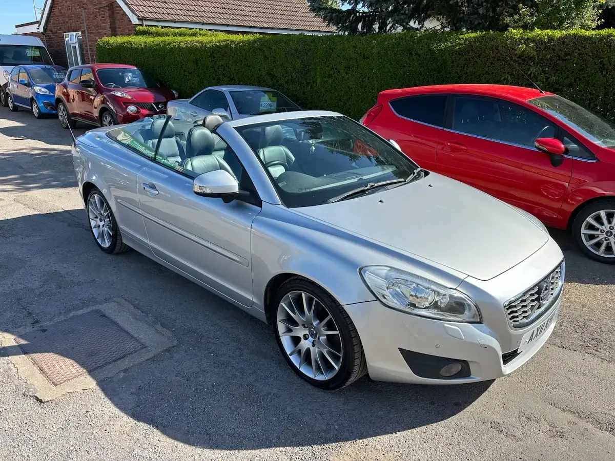 Used Volvo C70 SE Lux 150 HP (110 kW) 2011 Silver Cabriolet