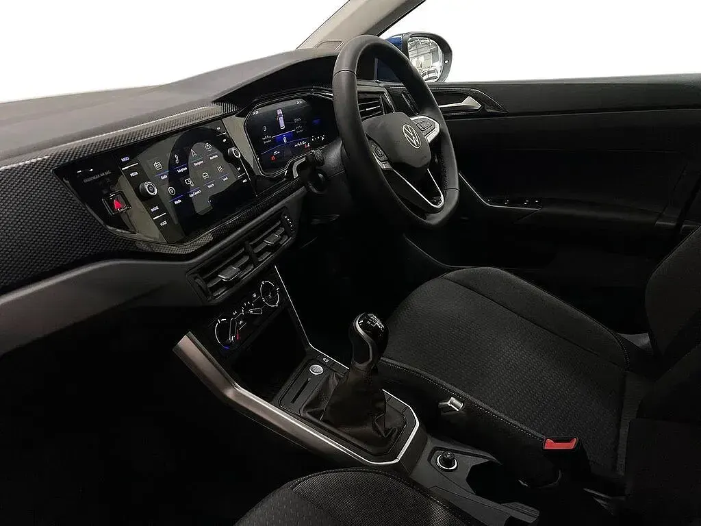 New VW Taigo Match 95 HP (69 kW) 2025 Blue SUV