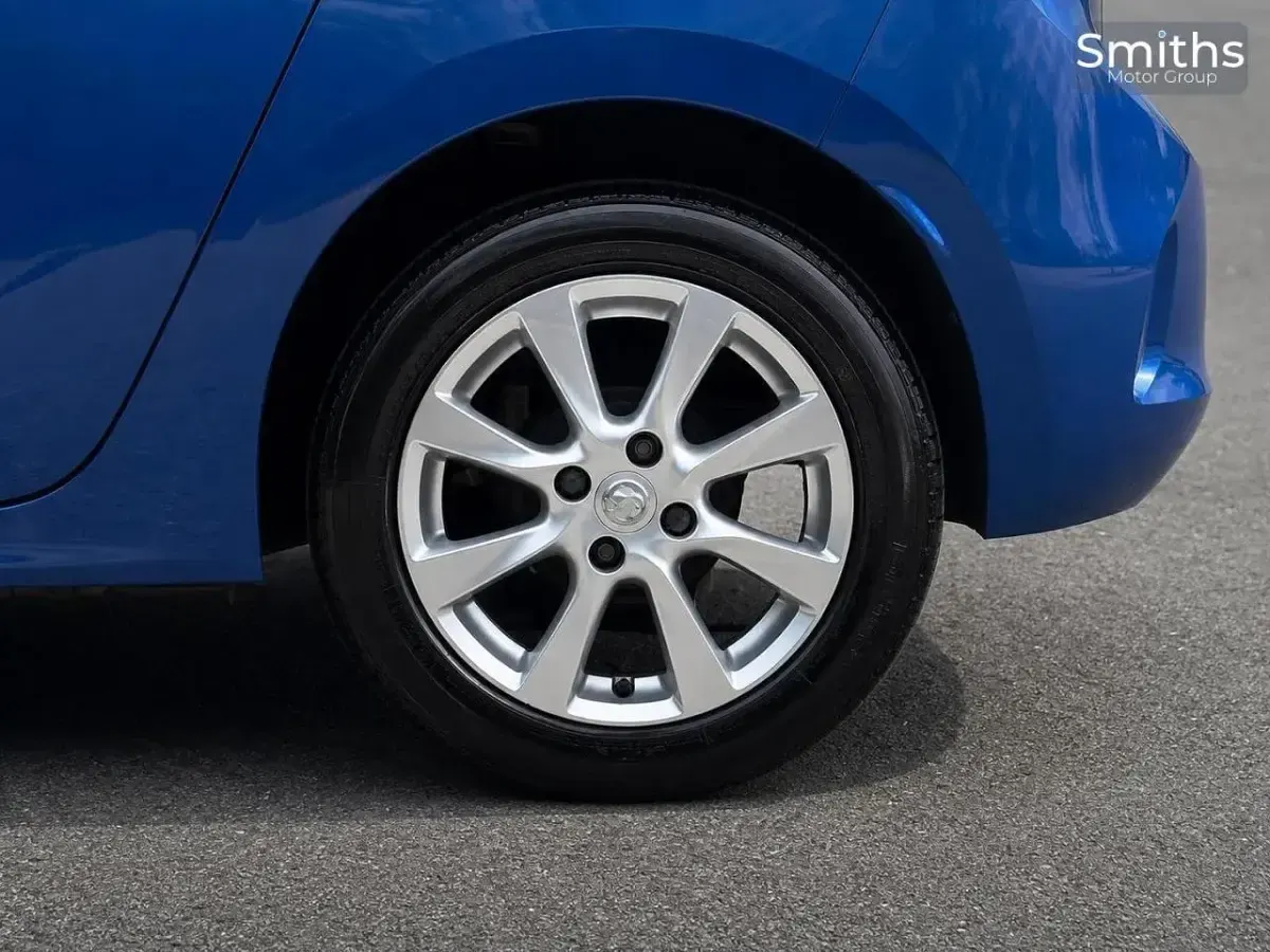 Used Vauxhall Corsa 74 HP (54 kW) 2021 Blue Hatchback