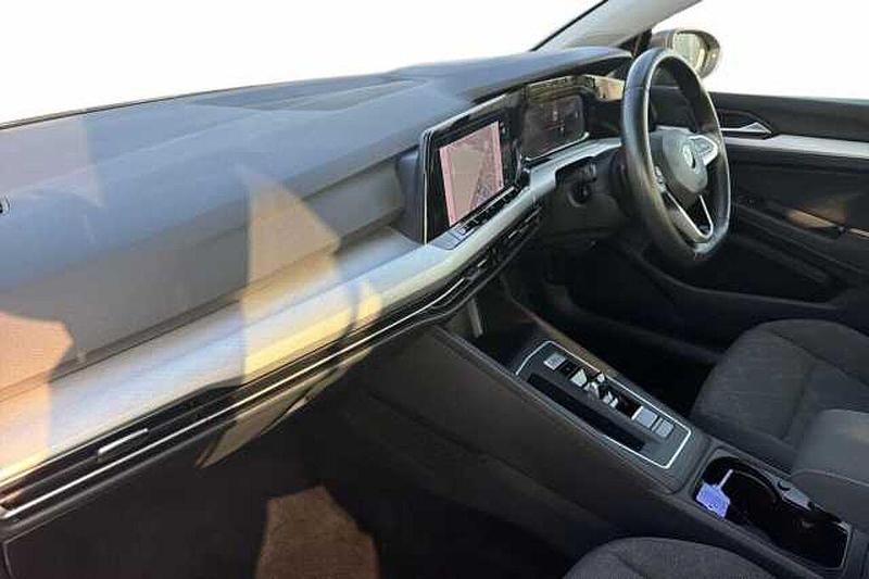 Begagnad VW Golf VII 150 HK (110 kW) 2020