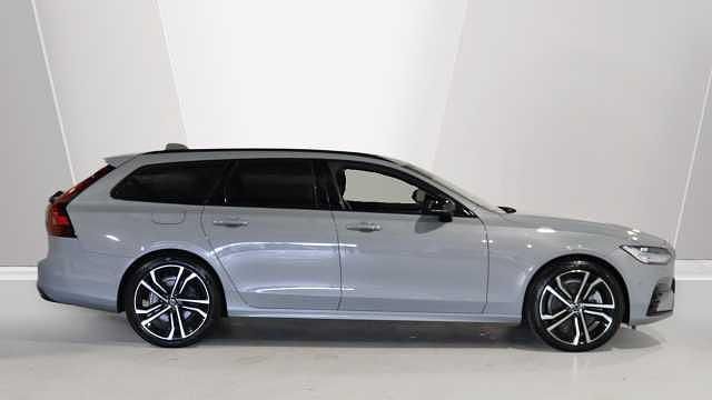 Used Volvo V90 Ultra 455 HP (334 kW) 2025 Estate
