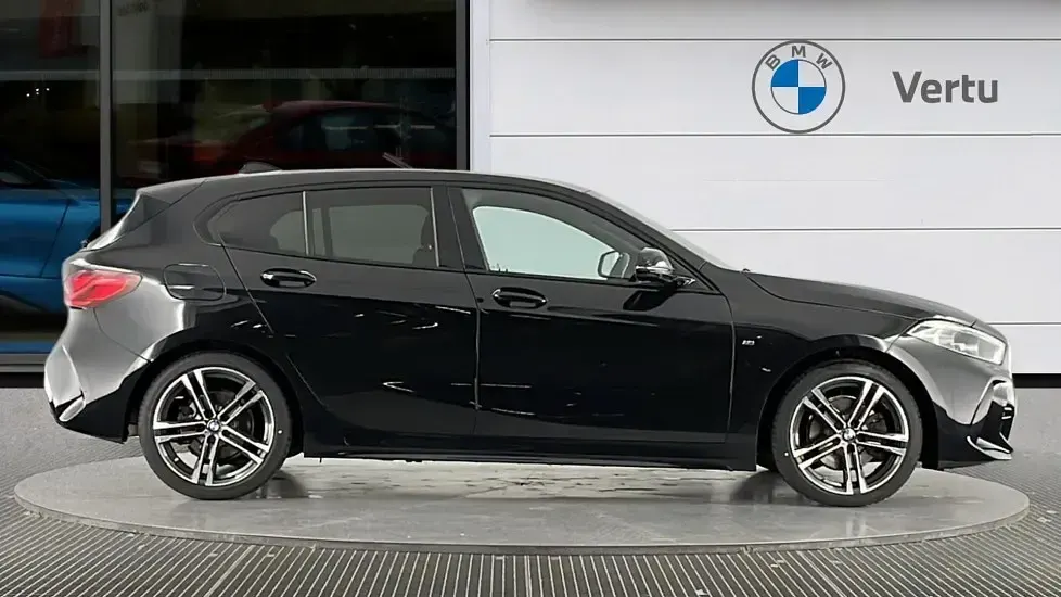 Used BMW 118 M Sport 136 HP (100 kW) 2023 Black Hatchback