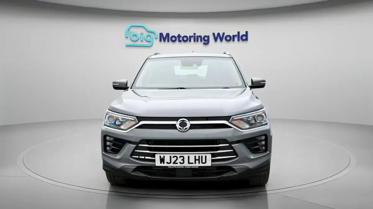 Używany SsangYong Korando 163 KM (119 kW) 2023 Szary SUV