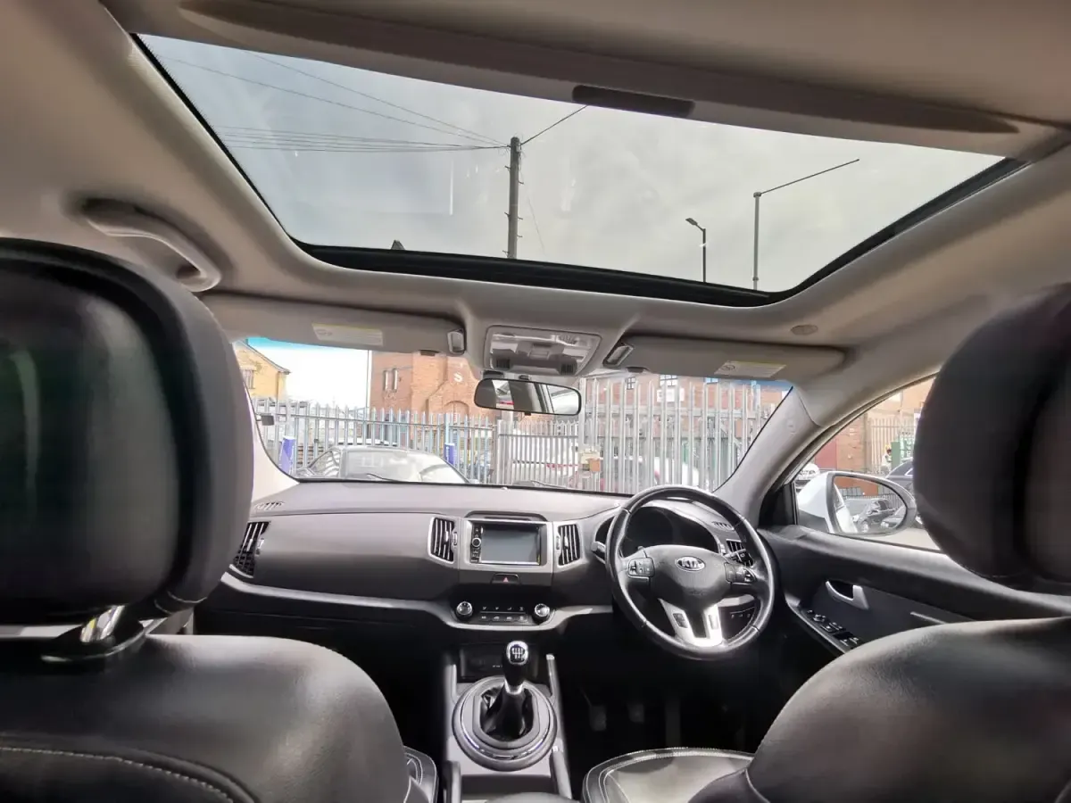Używany Kia Sportage 115 KM (84 kW) 2013 Biały SUV