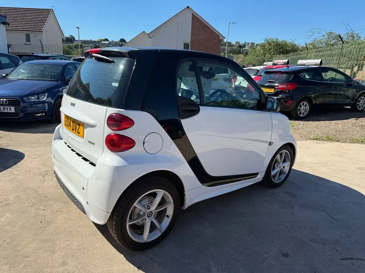 Used Smart ForTwo Coupé Edition #1 2014 White Coupe