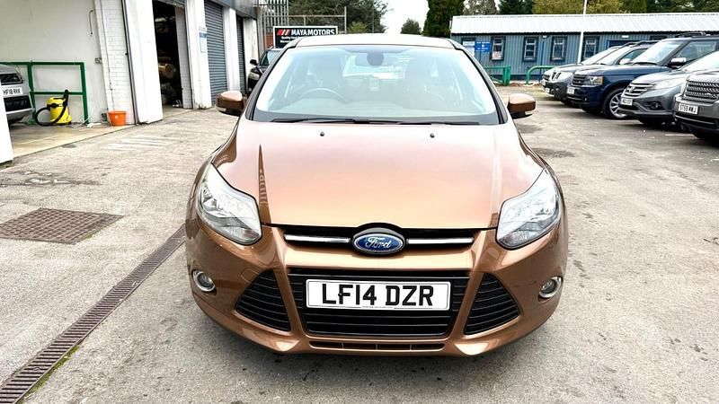 Used Ford Focus Titanium 163 HP (119 kW) 2014 Brown Hatchback
