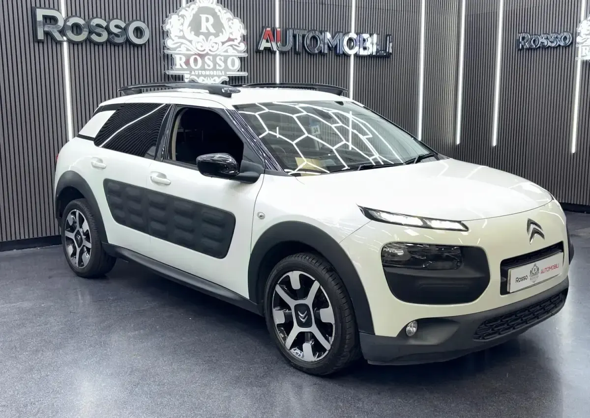 Used Citroën C4 Cactus Flair 2014 White Hatchback