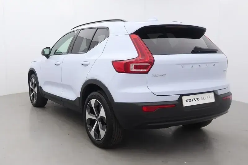Used Volvo XC40 Plus 194 HP (142 kW) 2024 Blue SUV