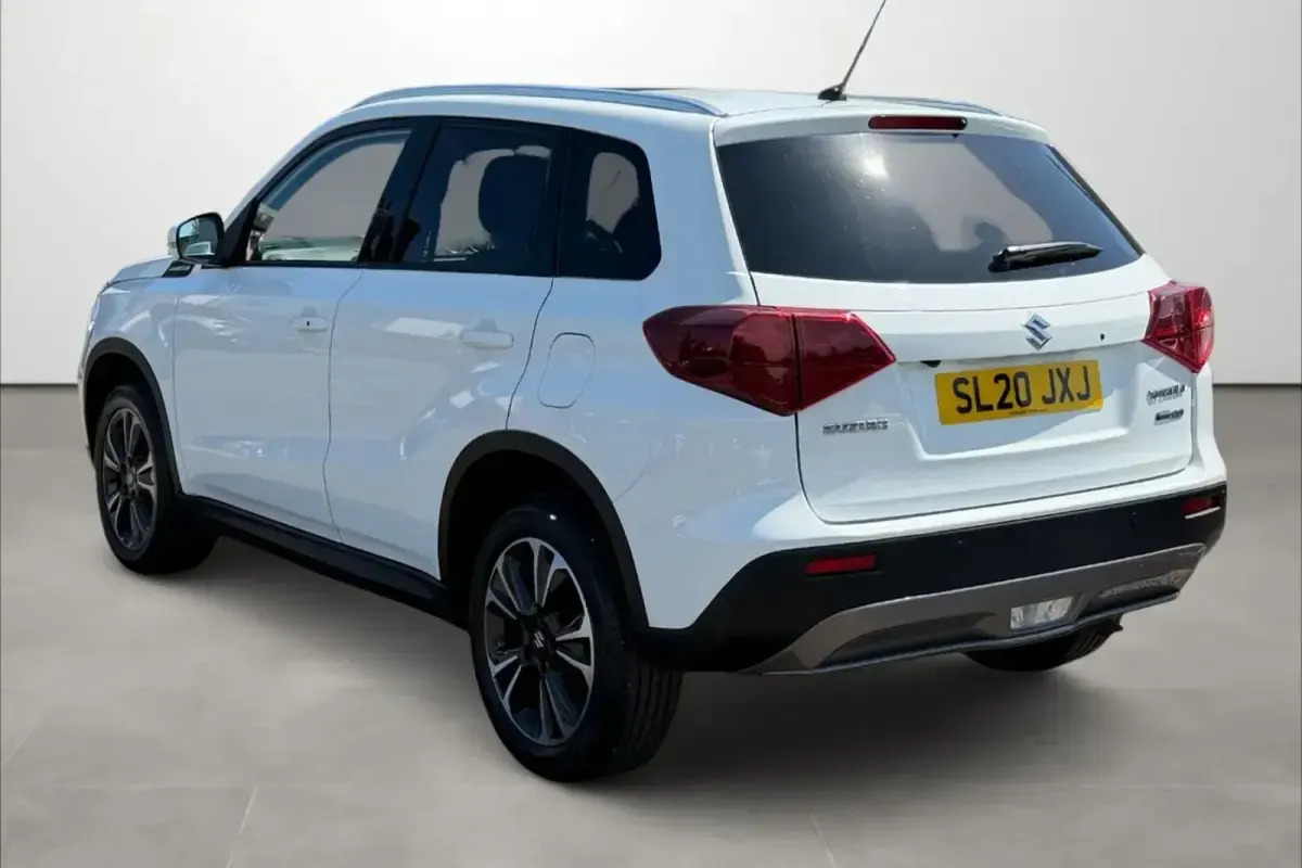 Używany Suzuki Vitara SZ5 2020 Biały SUV