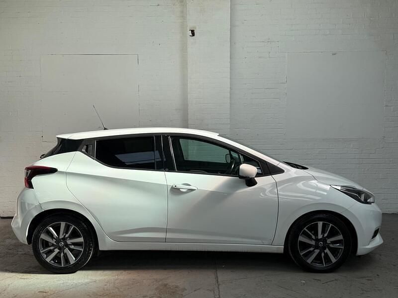 Used Nissan Micra N-Connecta 90 HP (66 kW) 2017 White Hatchback