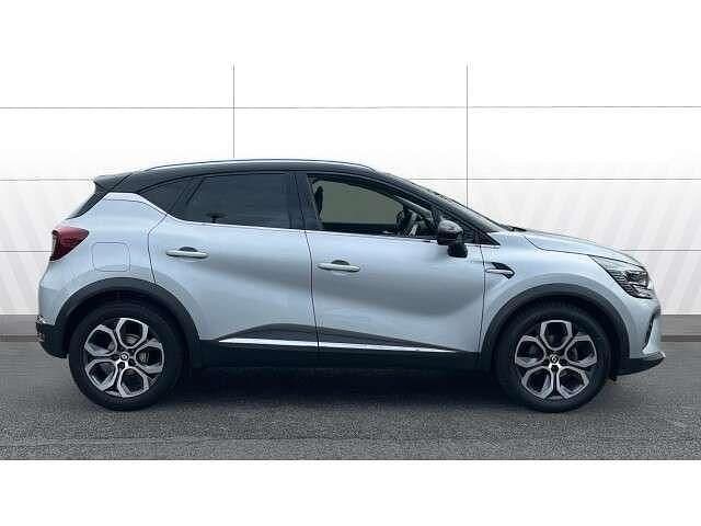 Second-hand Renault Captur Techno 91 CP (66 kW) 2023 Negru SUV