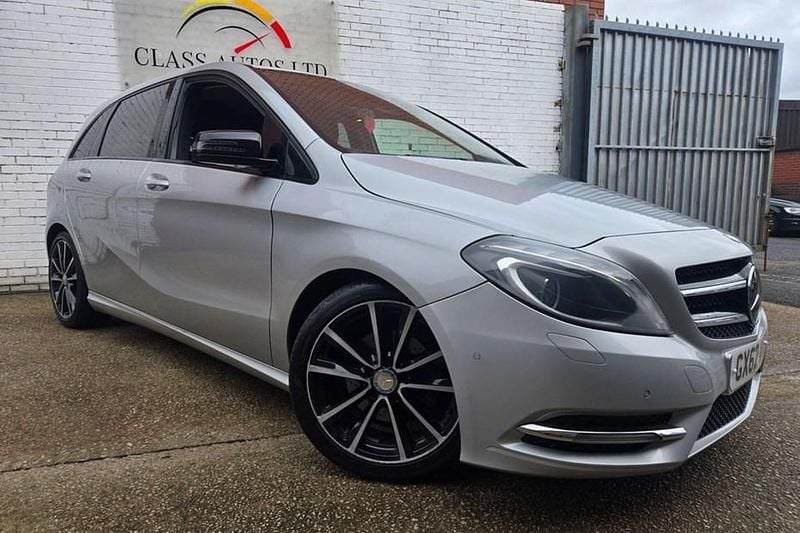 Silver Used 2012 Mercedes B180 MPV | £6,222 (Fair price) - Image 1/1