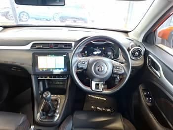 Usado Honda e Exclusive 77 kW (106 CV) 2023 Naranja Utilitario