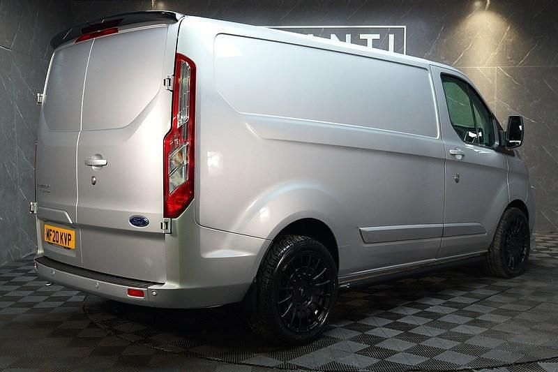 Used Ford Transit Custom Limited 130 HP (95 kW) 2020 Silver Van