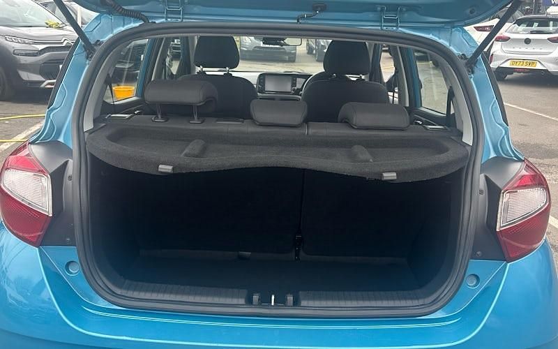 Used Hyundai i10 SE 67 HP (49 kW) 2023 Hatchback