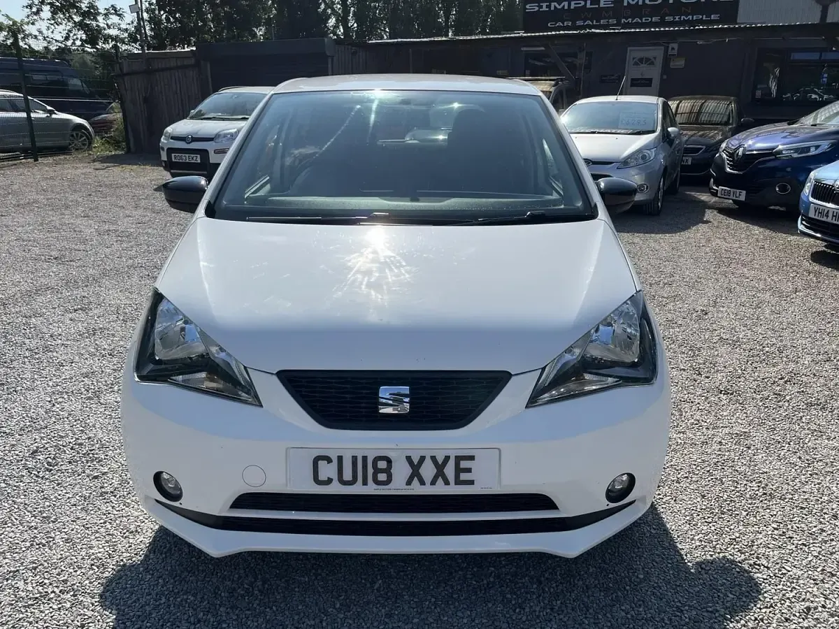 Used Seat Mii Design 2018 White Hatchback