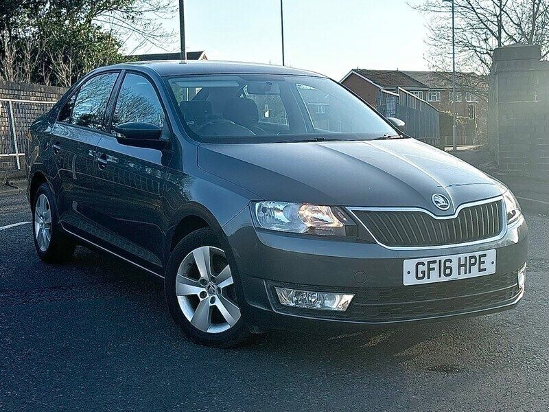 Grey Used 2016 Skoda Rapid SE Hatchback | £4,500 (Super price) - Image 1/4