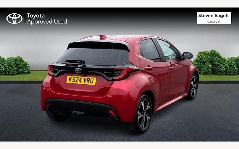 Used Toyota Yaris Hybrid Design 116 HP (85 kW) 2026 Hatchback