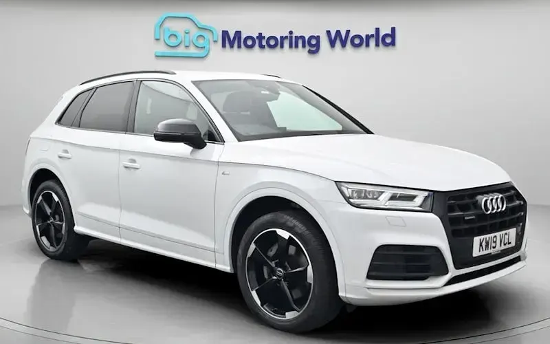 Used Audi Q5 Black Edition 190 HP (139 kW) 2019 SUV