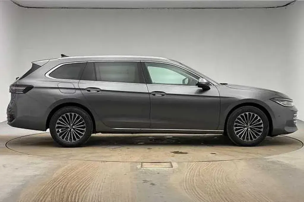 New VW Passat 204 HP (150 kW) 2026 Estate
