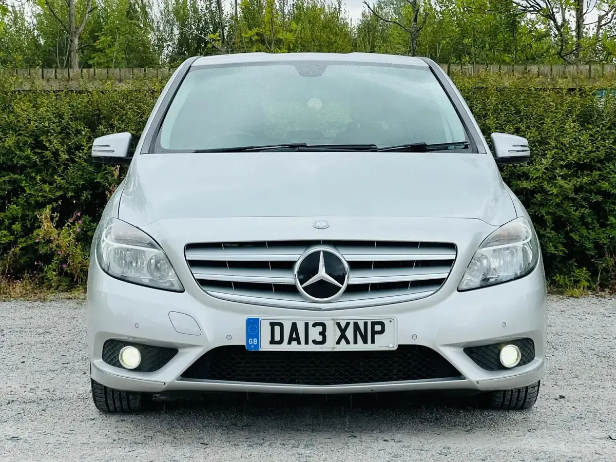 Used Mercedes B180 SE 2013 Silver Hatchback