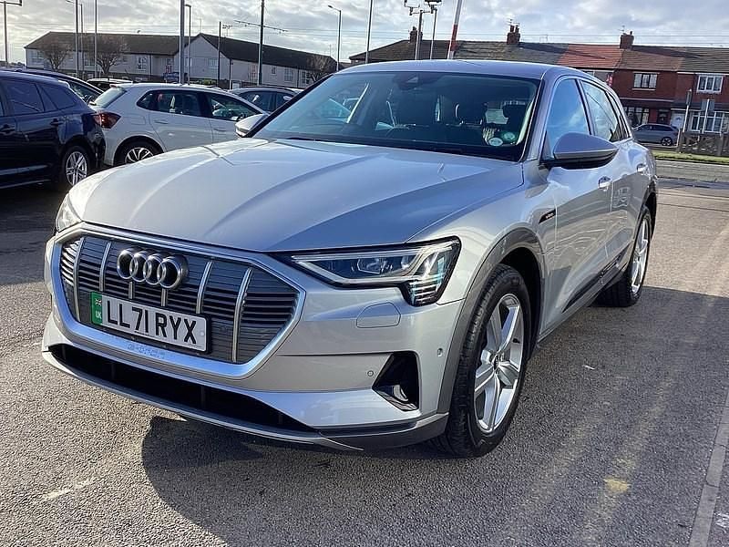 Used Audi e-tron Comfort 230 kW (313 HP) 2021 Silver SUV