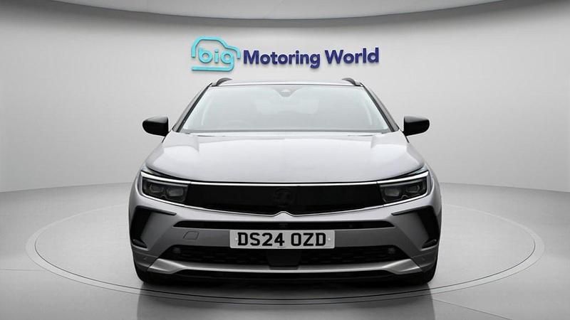 Used Vauxhall Grandland X Ultimate 130 HP (95 kW) 2024 Grey SUV