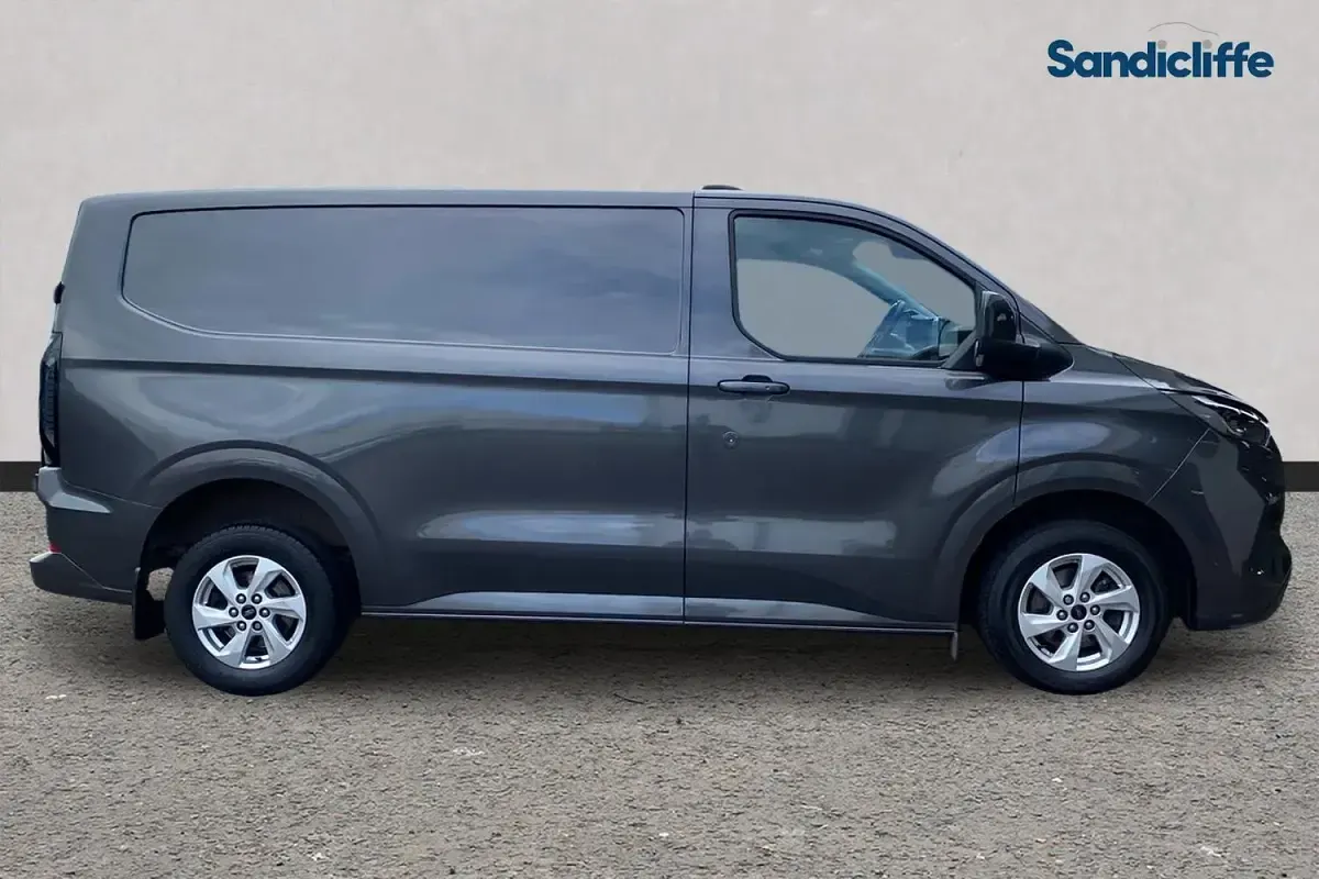Used Ford Transit Custom Limited 136 HP (100 kW) 2024 Magnetic grey Van