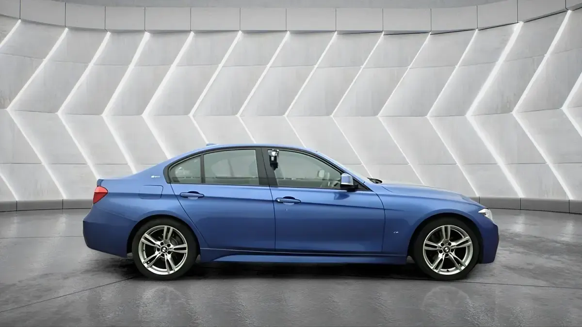 Used BMW 330e M Sport 2017 Blue Sedan