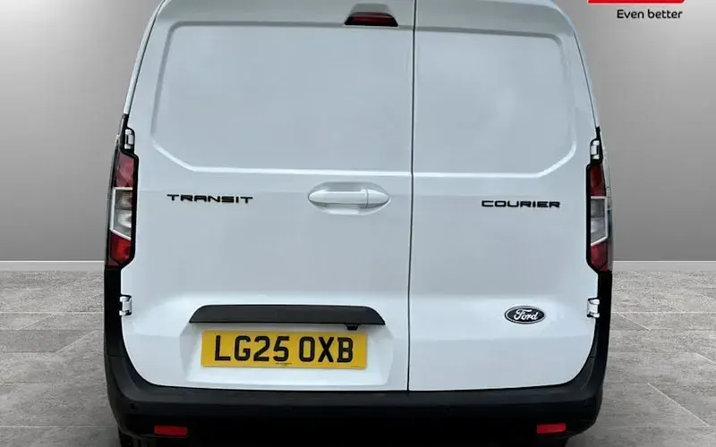 Used Ford Transit Courier Limited 125 HP (91 kW) 2025 White Van