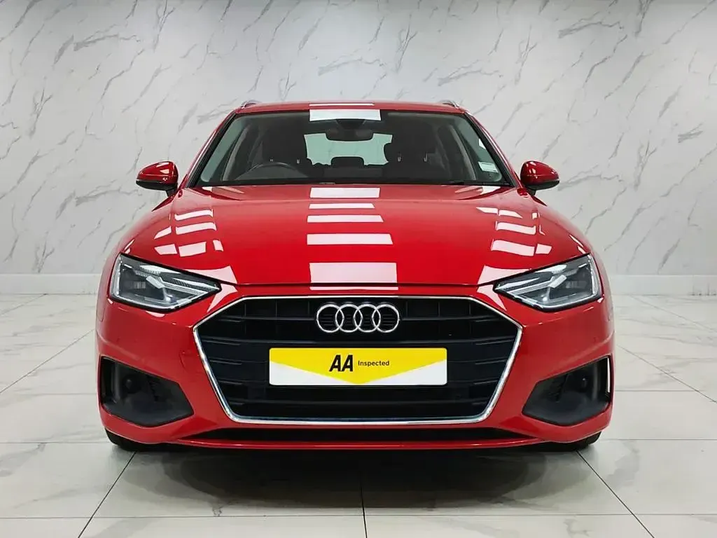 Used Audi A4 Comfort 150 HP (110 kW) 2020 Red Estate