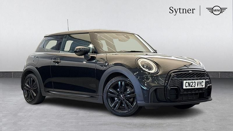 Used Mini Cooper Hatch 134 HP (98 kW) 2023 Black Hatchback