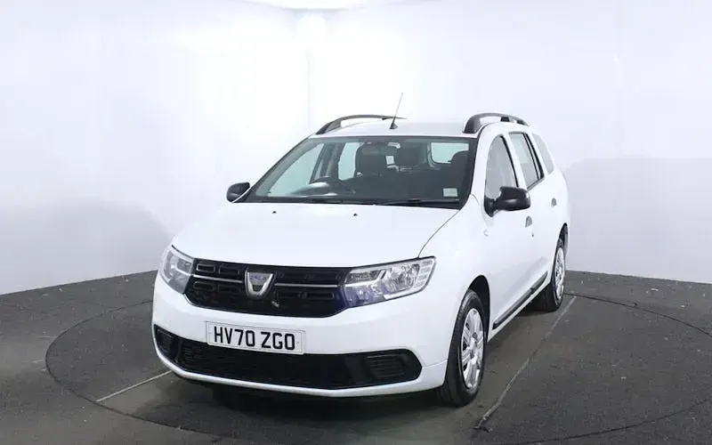 Used Dacia Logan MCV Essentiel 95 HP (69 kW) 2020 White Estate