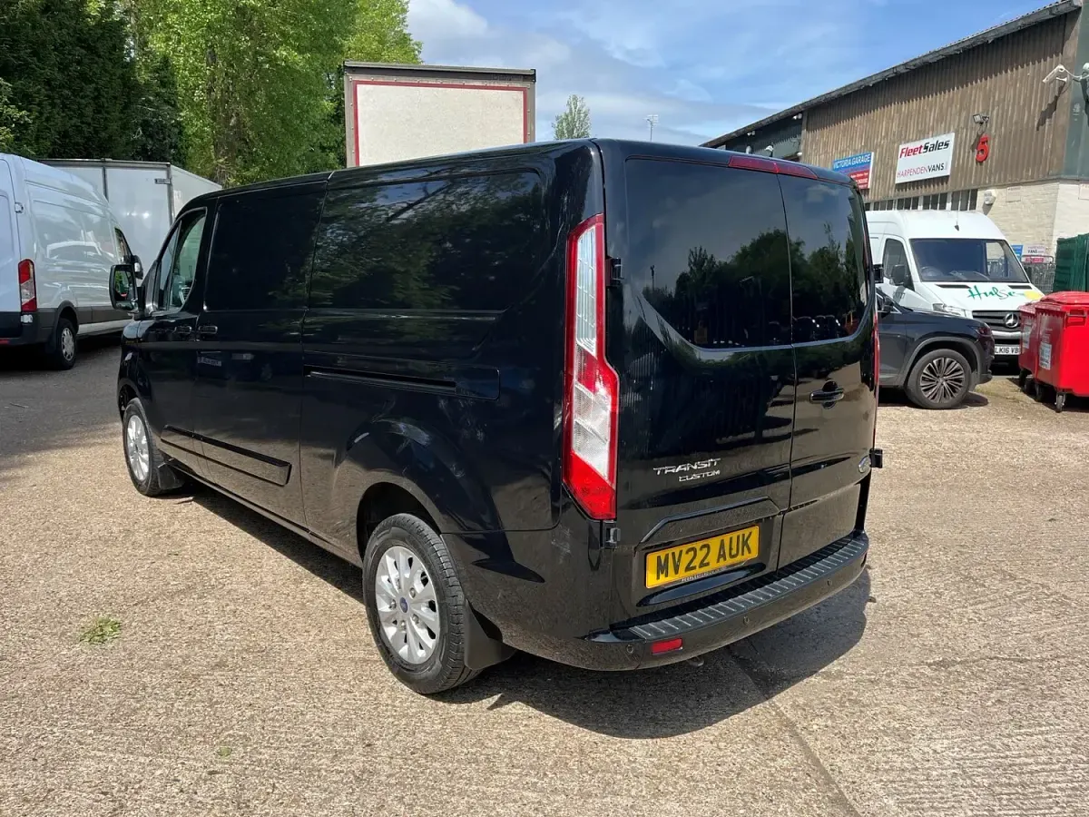 Used Ford Transit Custom Limited 130 HP (95 kW) 2022 Black Van