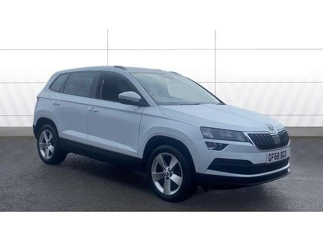 White Used 2018 Skoda Karoq SE SUV | £13,198 (Good price) - Image 1/4