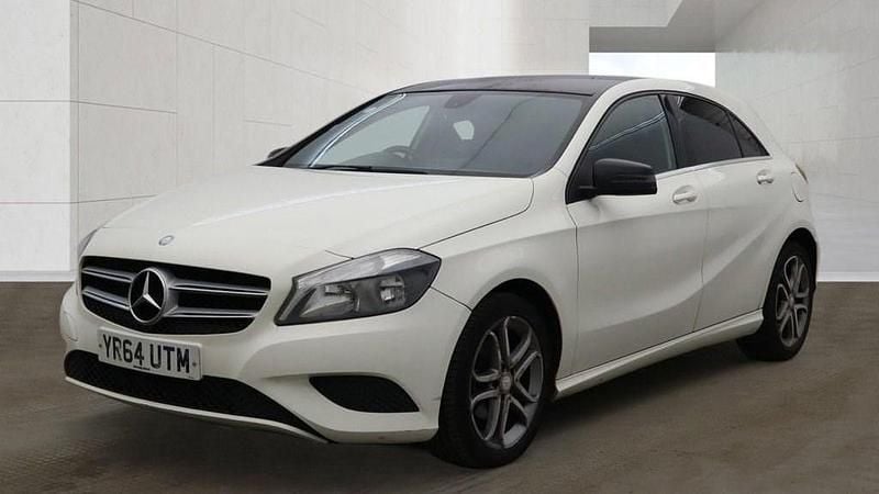 Used Mercedes A180 109 HP (80 kW) 2014 White Hatchback
