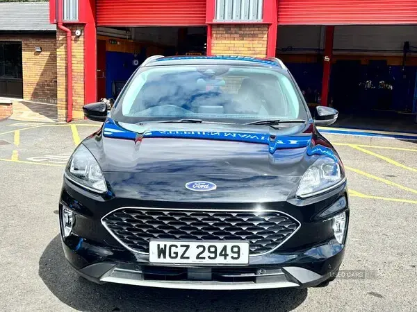 Used Ford Kuga Zetec 120 HP (88 kW) 2022 Black SUV