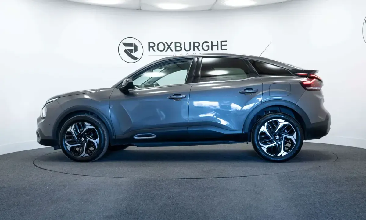Używany Citroën C4 PureTech 2022 Szary SUV