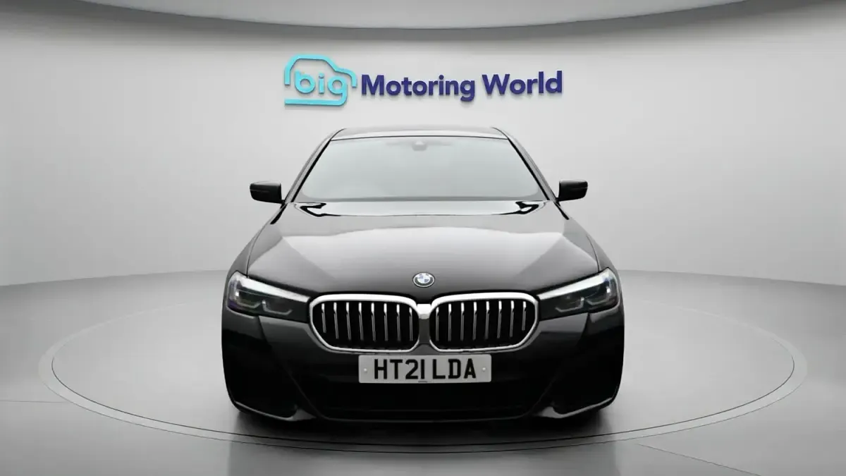 Used BMW 520 M Sport 187 HP (137 kW) 2021 Black Sedan