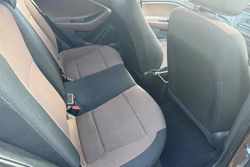 Used 2015 Hyundai i20 SE Hatchback | £3,995 (Expensive) - Image 1/1