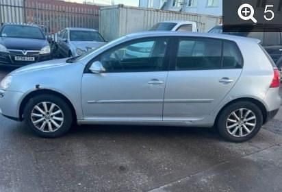 Begagnad VW Golf V Match 2007 Silver Halvkombi
