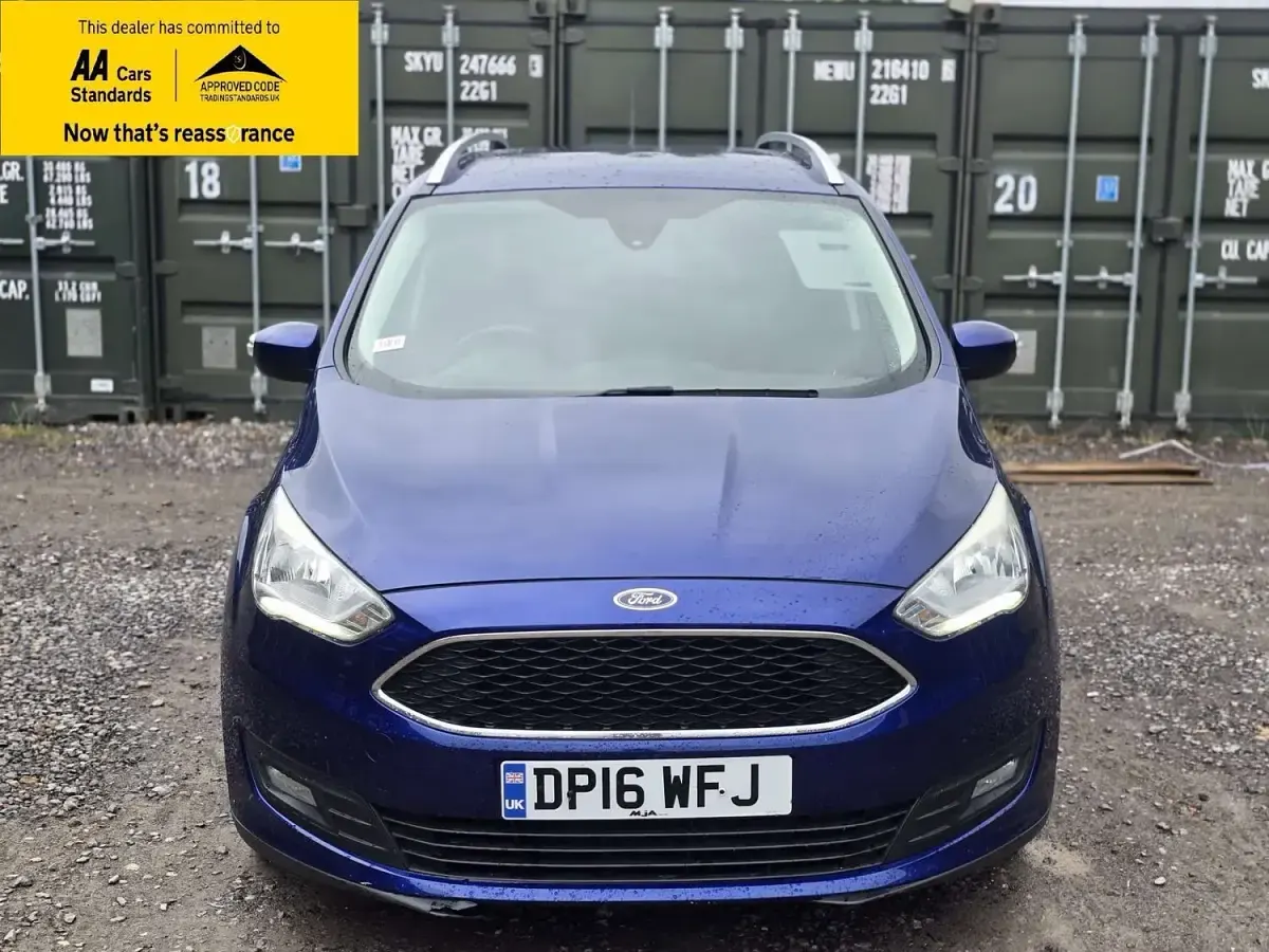 Used Ford Grand C-Max Zetec 125 HP (91 kW) 2016 Blue MPV