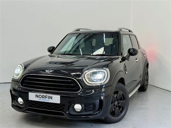 Black Used 2017 Mini Cooper D Countryman SUV | £5,995 (Expensive) - Image 1/1