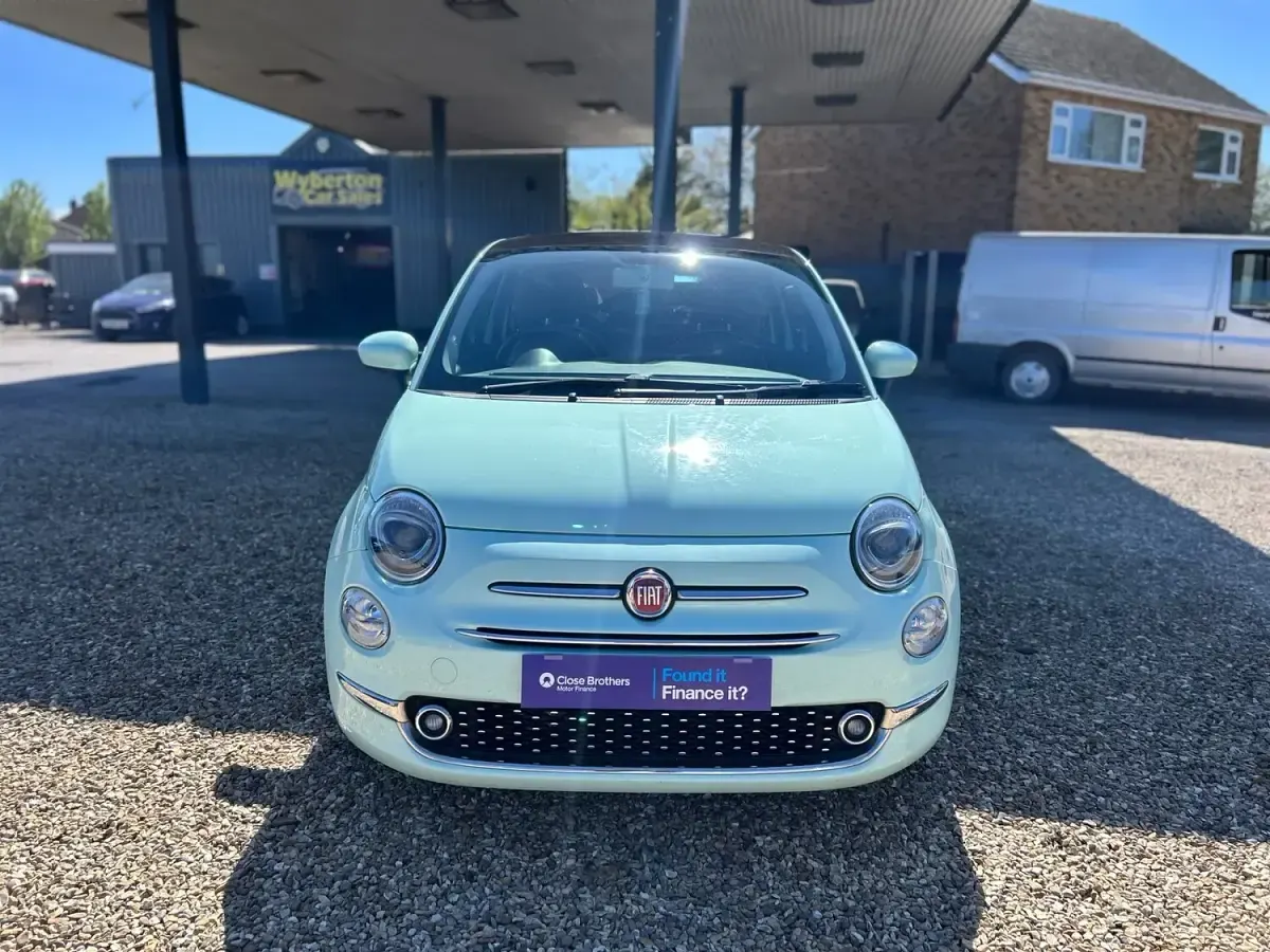 Used Fiat 500 Lounge 69 HP (50 kW) 2017 Green Hatchback