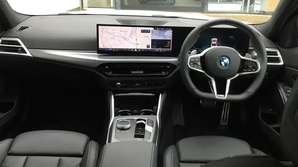 Used BMW 330e M Sport 288 HP (211 kW) 2026 White