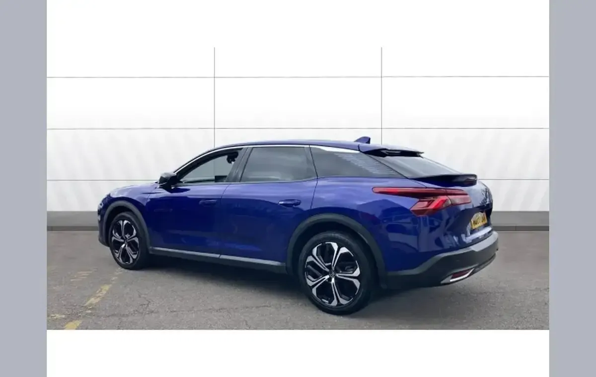 Used Citroën C5 X PureTech 131 HP (96 kW) 2023 Blue Estate