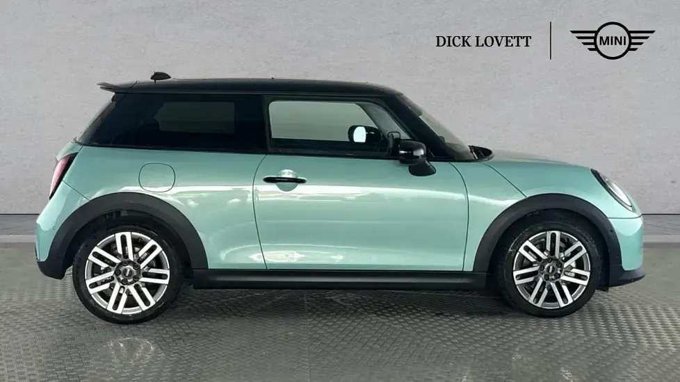 Used Mini Cooper S Hatch 201 HP (147 kW) 2024 Green Hatchback