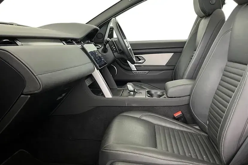 Used Land Rover Discovery Sport SE Dynamic 204 HP (150 kW) 2024 Eiger grey SUV